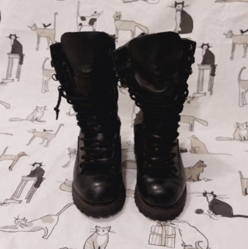 *steel toe* Black Leather Lace-Up Boots - Picture 6 of 9
